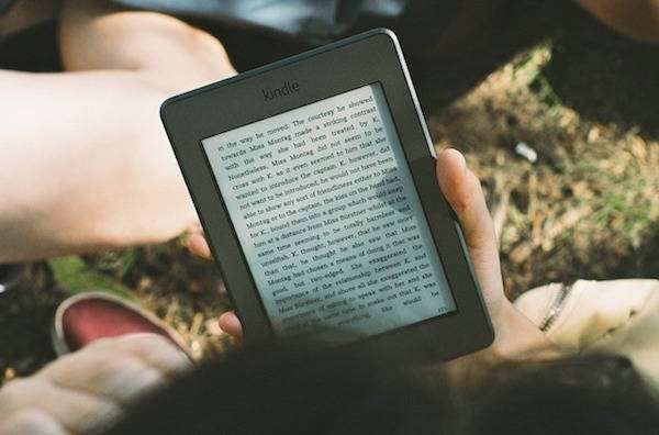 E-books vs print books which one is better ?